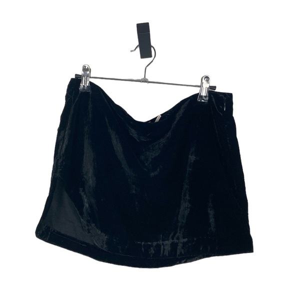 Free People Dresses & Skirts - Free People velour mini skirt